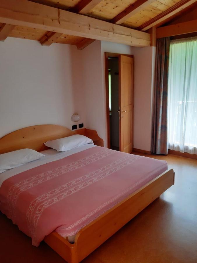 Albergo Scoiattolo Tret Exterior photo